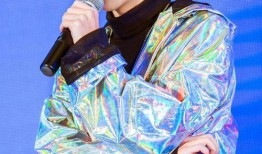 华晨宇新闻最新爆料,神秘事件引发热议，粉丝期待揭秘