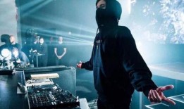 马斯克爆料三兄弟视频在线观看,三兄弟神秘视频在线观看背后的惊人真相