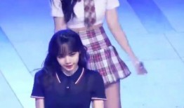 妮露最新爆料,揭秘娱乐圈幕后真相